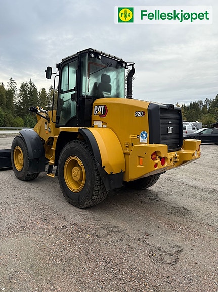 Cat 920 8 of 27