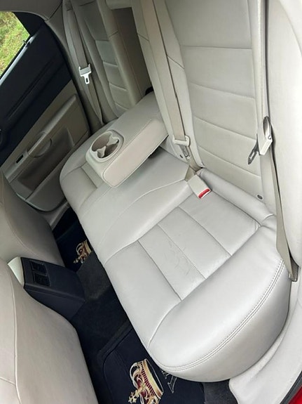 Dodge Magnum 14 of 30
