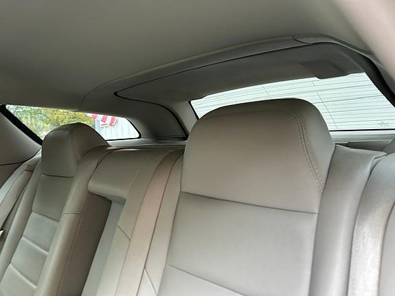 Dodge Magnum 15 of 30