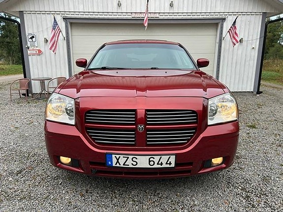 Dodge Magnum 5 of 30