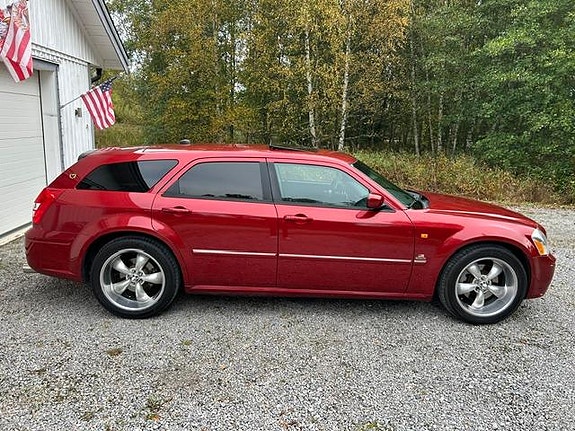 Dodge Magnum 8 of 30
