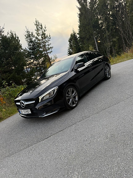 Mercedes-Benz CLA180 3 of 15