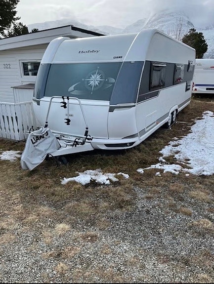 Hobby 650 KMFe De Luxe 4 of 18