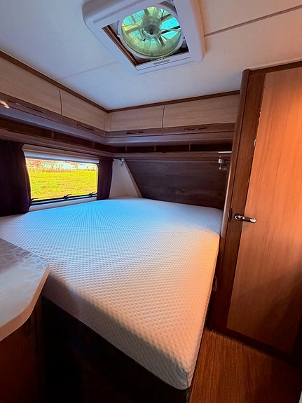 Hobby 650 KMFe De Luxe 6 of 18