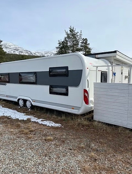 Hobby 650 KMFe De Luxe 5 of 18