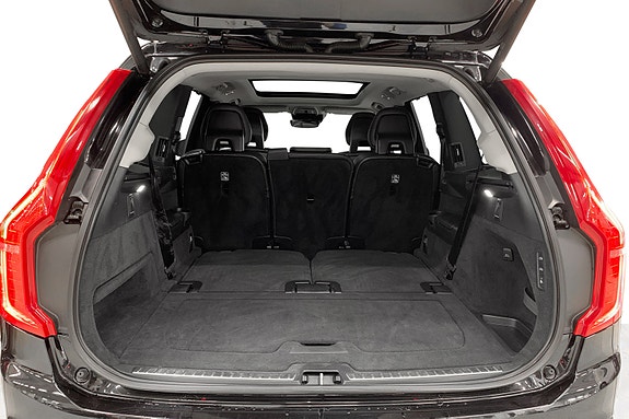 Volvo XC90 18 of 19