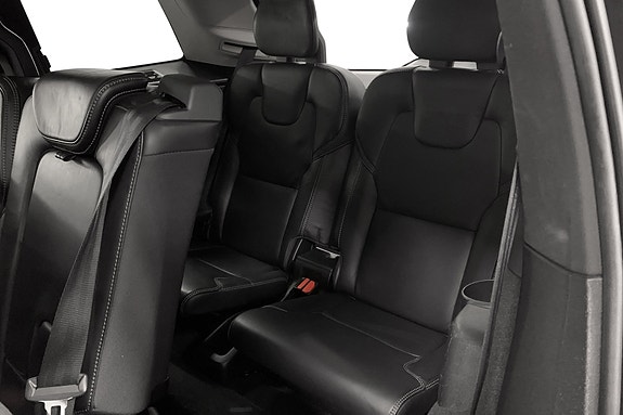 Volvo XC90 9 of 19