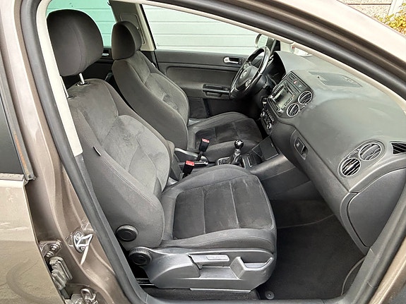 Volkswagen Golf Plus 25 of 30