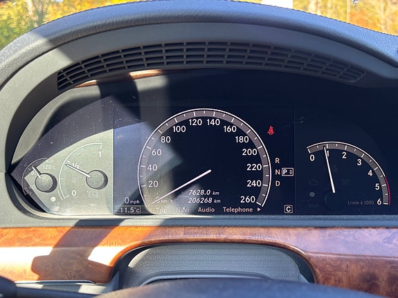 Mercedes-Benz S320 20 of 30