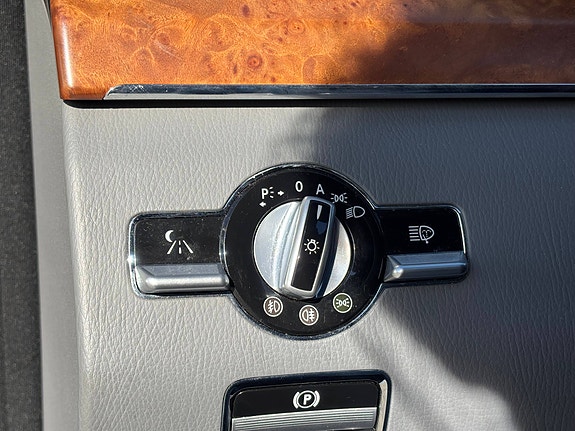 Mercedes-Benz S320 24 of 30
