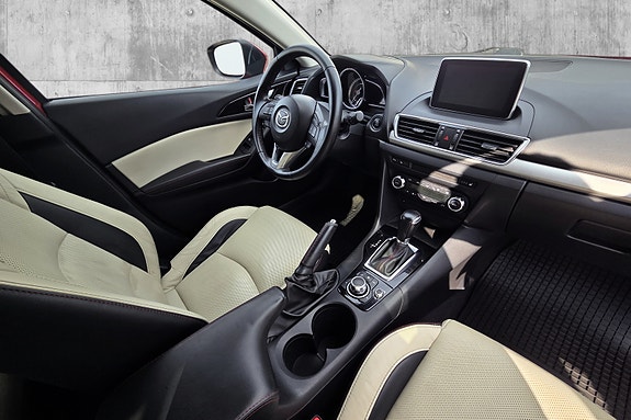 Mazda 3 14 of 25