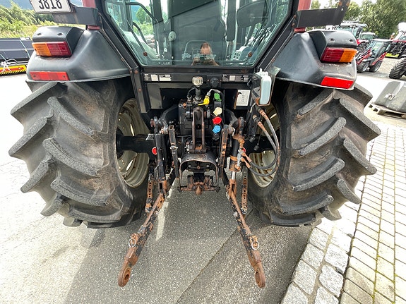Valtra A95-4 5 of 19