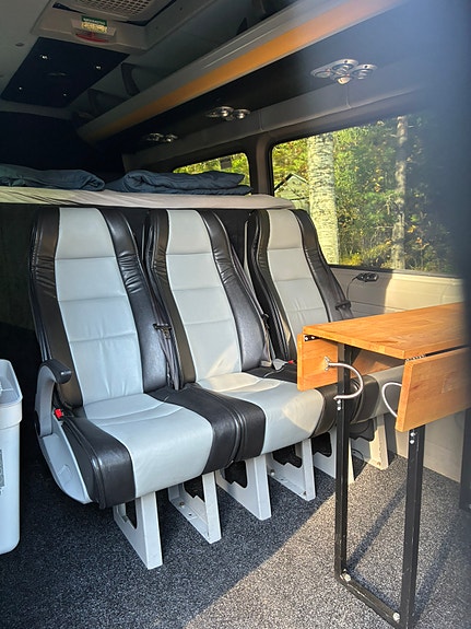 Mercedes-Benz 519cdi 14 of 23