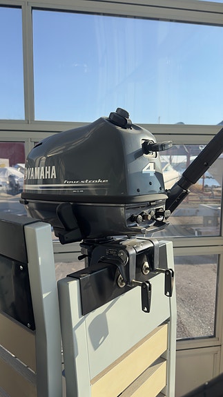Yamaha F4 BMHS 3 of 4