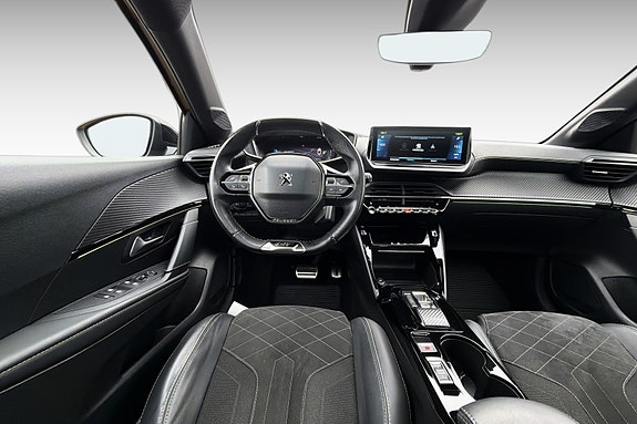 Peugeot e-208 14 of 30