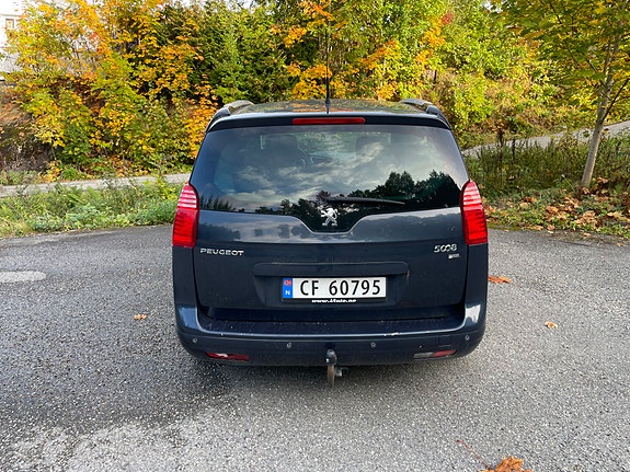 Peugeot 5008 6 of 10