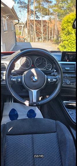 BMW 318d 11 of 17
