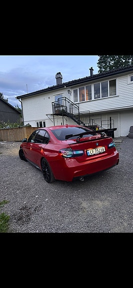 BMW 318d 6 of 17