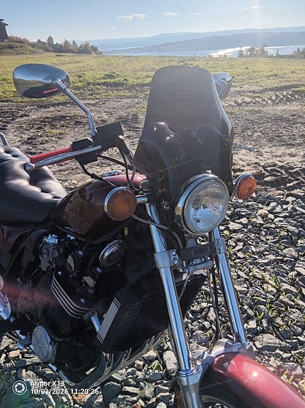 Yamaha XJ 700 X Maxim 2 of 7