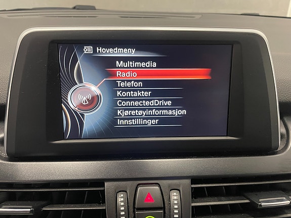 BMW 220d 18 of 25