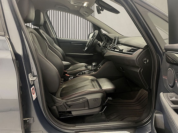 BMW 220d 14 of 25