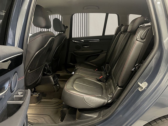 BMW 220d 11 of 25
