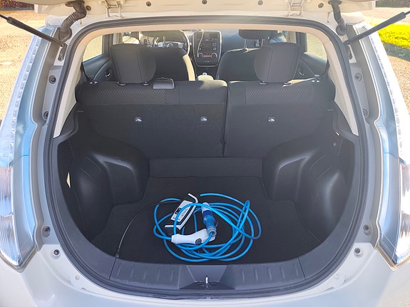Nissan Leaf 14 of 14
