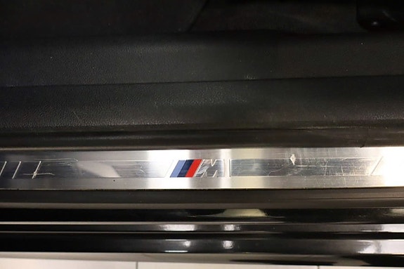 BMW 320d 3 of 18