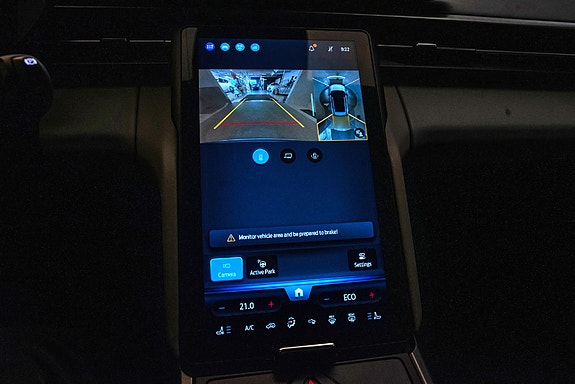 Ford Explorer 12 of 27