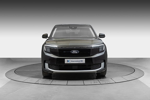 Ford Explorer 8 of 27