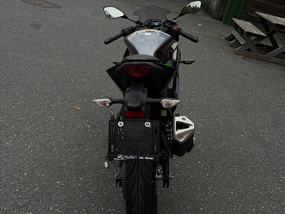 Kawasaki Ninja 125 10 of 12