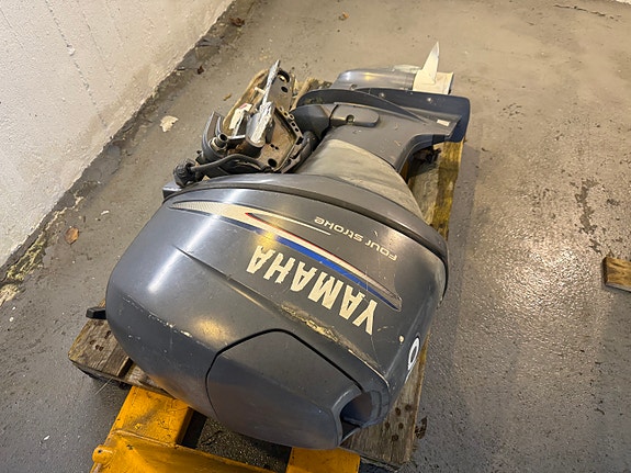 Yamaha 40HK Selges 2 of 3