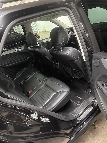 Mercedes-Benz GLE500 e 12 of 16