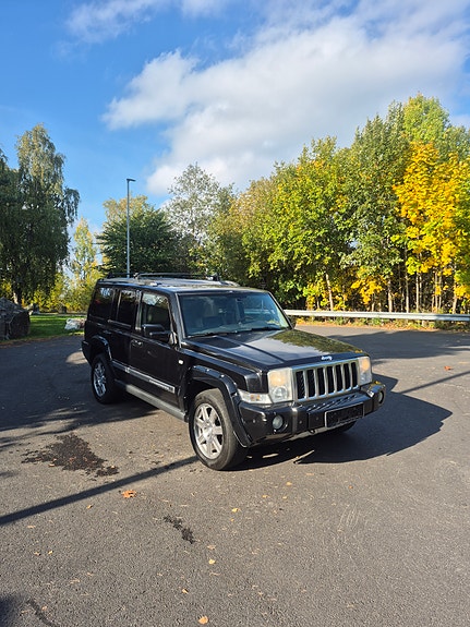 Jeep Commander 8 of 23