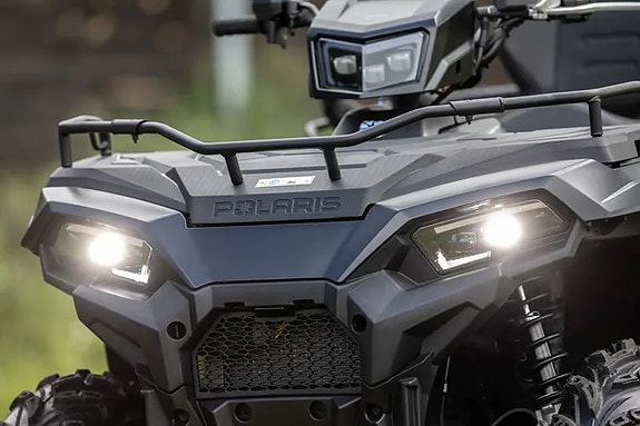 Polaris 570 EPS SE 2-UP ONYX BLACK LE 12 of 29