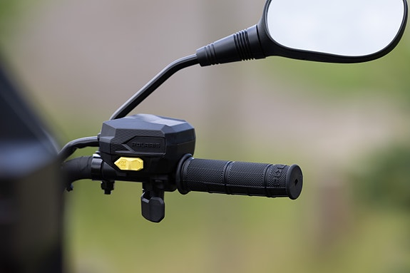 Polaris 570 EPS SE 2-UP ONYX BLACK LE 29 of 29