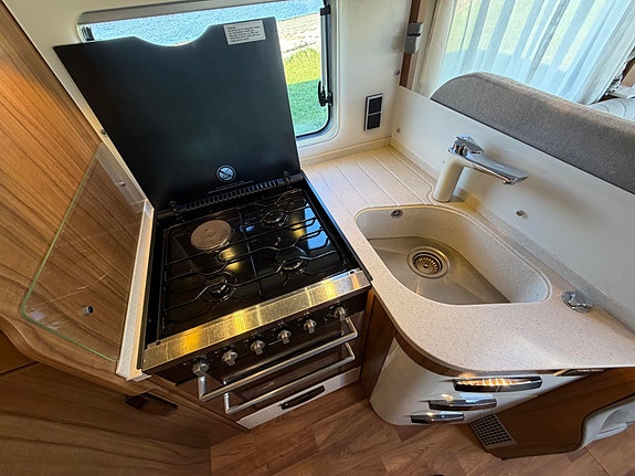 Hymer B 704 PL Nylig kommet inn! Høstkampanje!!! 3L regkjede! Automat 14 of 30
