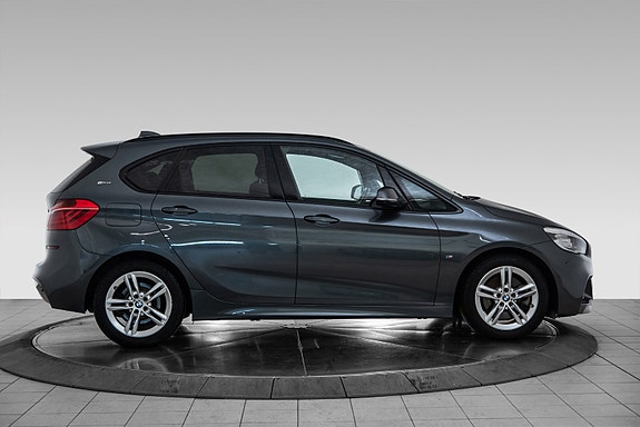 BMW 225xe 9 of 29