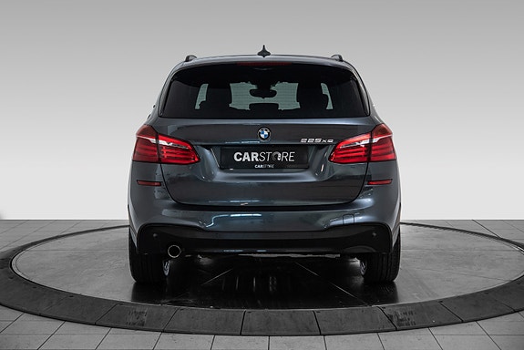 BMW 225xe 6 of 29