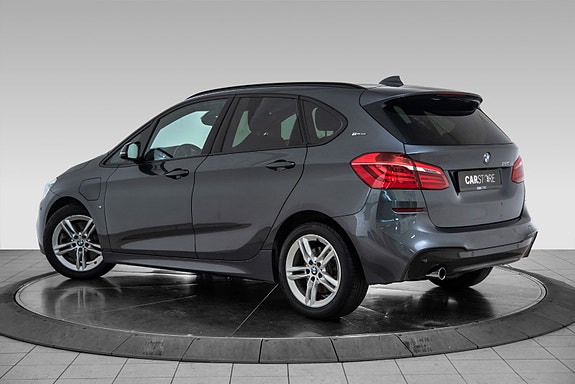 BMW 225xe 3 of 29