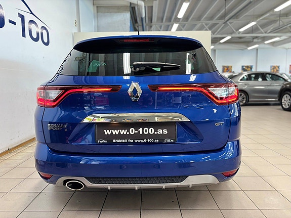 Renault Megane 12 of 30
