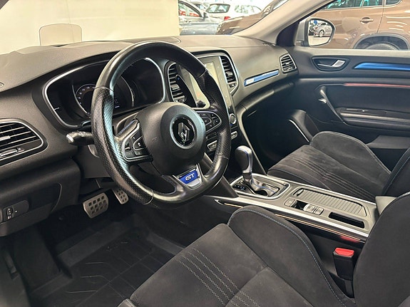 Renault Megane 18 of 30