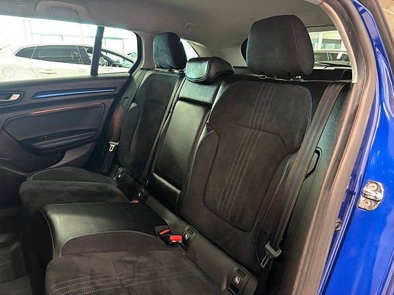 Renault Megane 21 of 30