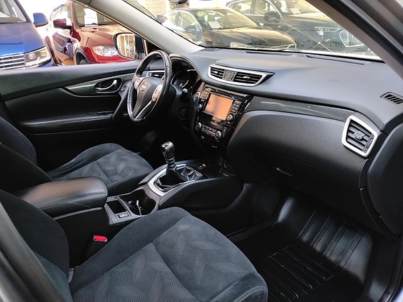 Nissan X-Trail 15 of 25