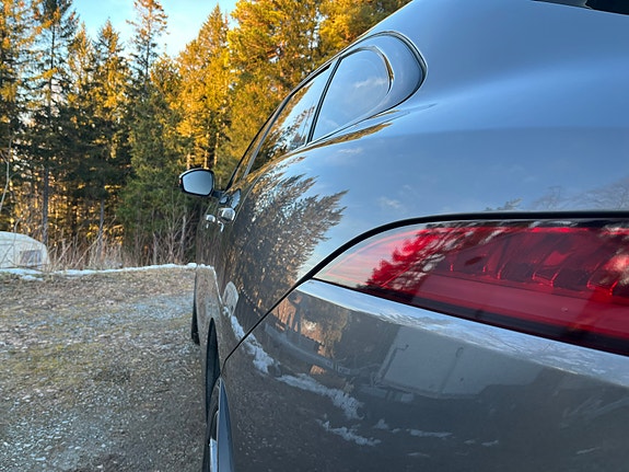 Jaguar F-PACE 15 of 30