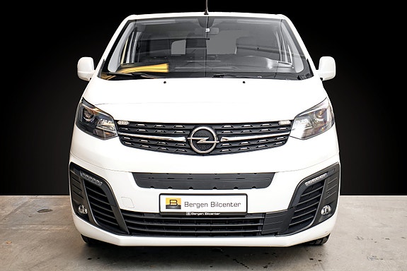 Opel Vivaro 2 of 21