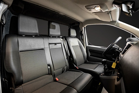 Opel Vivaro 21 of 21