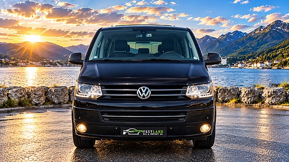 Volkswagen Multivan 2 of 15