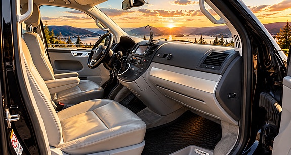 Volkswagen Multivan 12 of 15