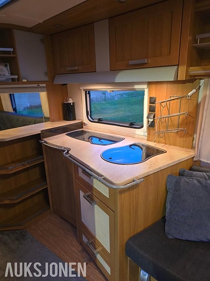 Knaus Royale 680 UFK alde varme 8 of 16